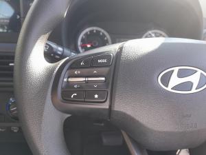 Hyundai Grand i10 1.2 Premium hatch - Image 9