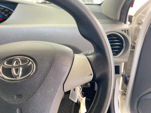 Toyota Etios 1.5 Xs/SPRINT 5-Door - Image 10