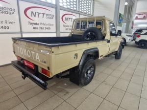 Toyota Land Cruiser 79 2.8 GD-6S/C - Image 2