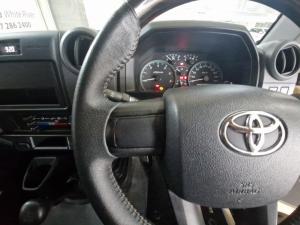Toyota Land Cruiser 79 2.8 GD-6S/C - Image 9