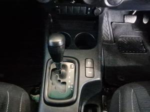 Toyota Hilux 2.4 GD-6 RB Raider automaticE/CAB - Image 11