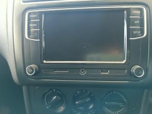 Volkswagen Polo Vivo 1.4 Trendline - Image 16