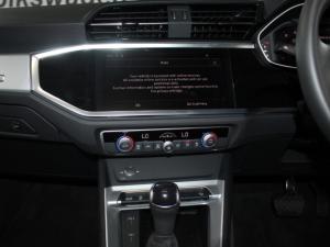 Audi Q3 35 TDI S Tronic - Image 11