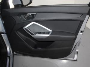 Audi Q3 35 TDI S Tronic - Image 15