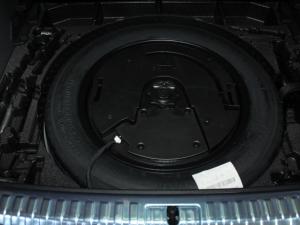 Audi Q3 35 TDI S Tronic - Image 9