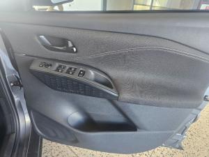 Nissan Magnite Kuro 1.0T CVT - Image 15