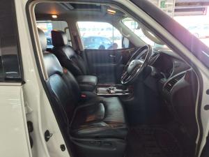 Nissan Patrol 5.6 V8 LE Premium - Image 11