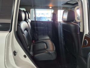 Nissan Patrol 5.6 V8 LE Premium - Image 12