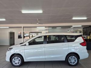 Toyota Rumion 1.5 SX - Image 2