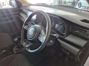 Toyota Rumion 1.5 SX - Image 5