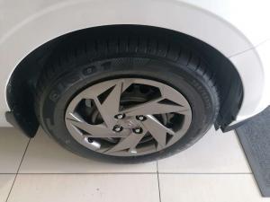 Hyundai i20 1.2 Motion - Image 10