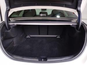 Mercedes-Benz C-Class C200 Avantgarde - Image 6