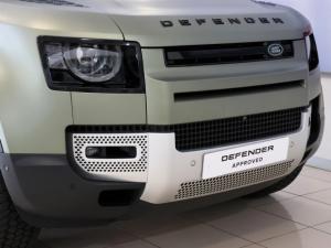 Land Rover Defender 110 D250 SE - Image 28