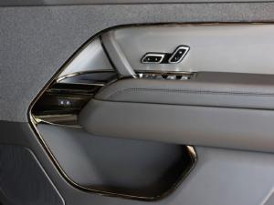 Land Rover Range Rover Sport D350 Dynamic HSE - Image 30