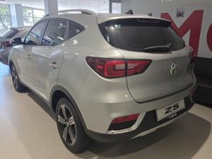 MG ZS 1.5 Luxury - Image 3