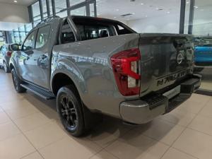 Nissan Navara 2.5DDTi double cab Stealth 4x4 - Image 3