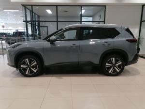 Nissan X-Trail 2.5 Acenta Plus 4WD - Image 2