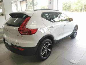 Volvo XC40 B4 Plus Dark - Image 9