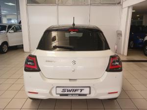 Suzuki Swift 1.2 GLX auto - Image 4
