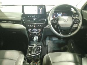 Mahindra XUV 3XO 1.2T AX7L - Image 15