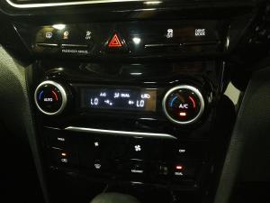 Mahindra XUV 3XO 1.2T AX7L - Image 22