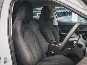 Omoda C5 1.5T 230T Street + - Image 8