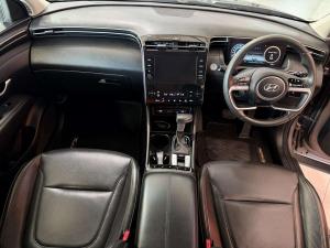 Hyundai Tucson 2.0 Elite automatic - Image 12