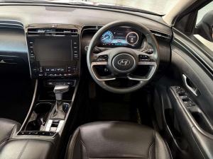 Hyundai Tucson 2.0 Elite automatic - Image 13