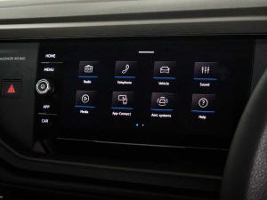 Volkswagen Polo hatch 1.0TSI - Image 16