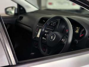Volkswagen Polo Vivo hatch 1.6 Comfortline auto - Image 14