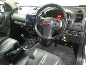 Isuzu D-Max 250 double cab 4x4 X-Rider - Image 11