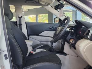 Mahindra XUV300 1.2T W6 - Image 12