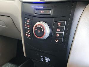 Mahindra XUV300 1.2T W6 - Image 17