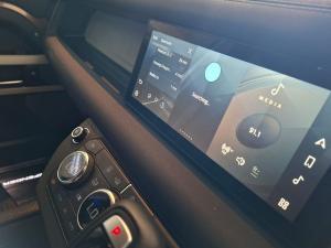 Land Rover Defender 110 D240 X-Dynamic SE - Image 15