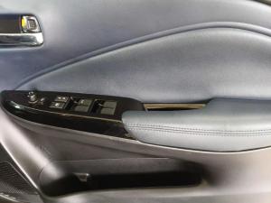 Suzuki Baleno 1.5 GLX auto - Image 15