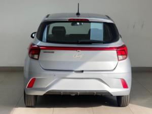Hyundai Grand i10 1.0 Premium hatch - Image 3