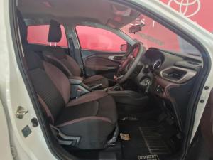 Toyota Starlet Cross 1.5 XS auto - Image 10