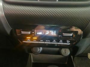 Toyota Starlet Cross 1.5 XS auto - Image 19