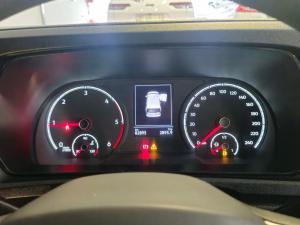 Volkswagen Caddy Maxi 2.0TDI - Image 17