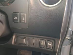 Nissan Navara 2.5DDTi double cab Stealth 4x4 - Image 11