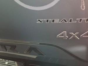 Nissan Navara 2.5DDTi double cab Stealth 4x4 - Image 26