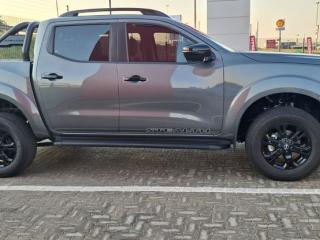 Nissan Navara 2.5DDTi double cab Stealth 4x4