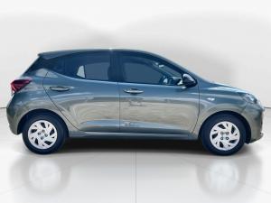 Hyundai Grand i10 1.0 Premium hatch - Image 8