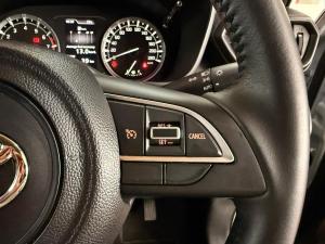 Toyota Urban Cruiser 1.5 XR manual - Image 17