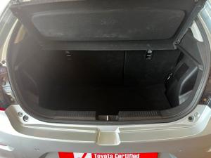 Toyota Starlet 1.5 XR manual - Image 11