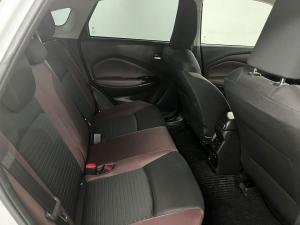 Toyota Starlet Cross 1.5 XR manual - Image 11