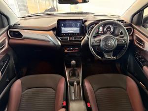 Toyota Starlet Cross 1.5 XR manual - Image 15