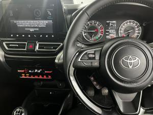 Toyota Starlet Cross 1.5 XR manual - Image 21