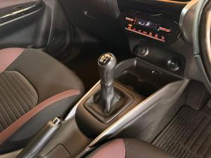 Toyota Starlet Cross 1.5 XR manual - Image 25