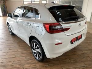 Toyota Starlet Cross 1.5 XR manual - Image 4